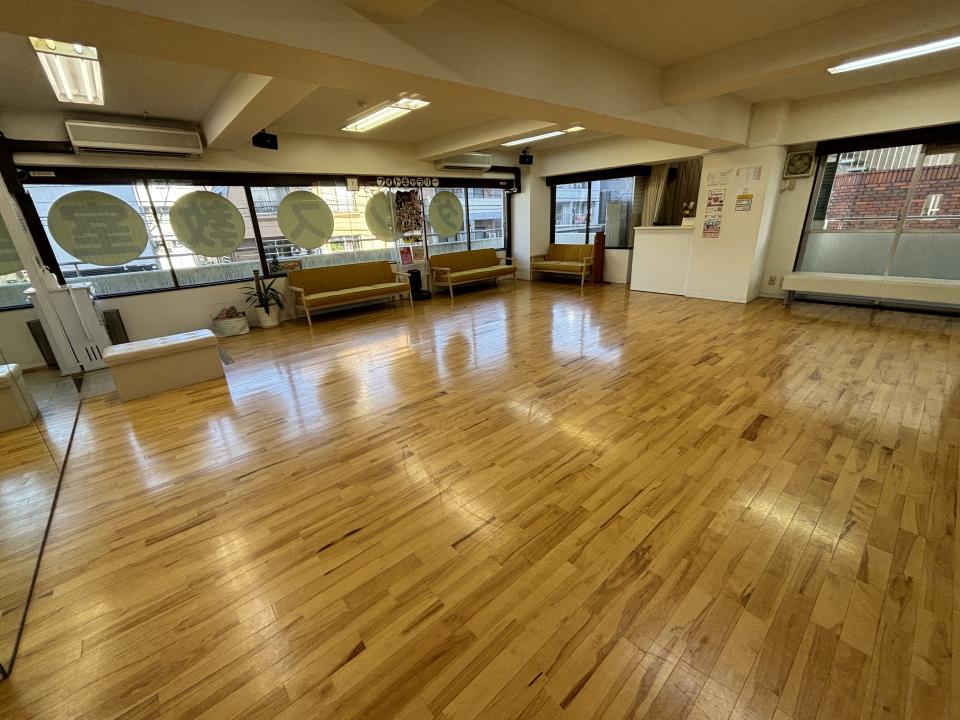 ダンススタジオさんだる倶楽部